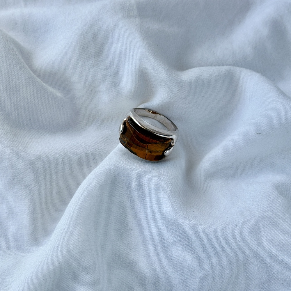 Faceted Embracing Rectangle Ring - Silver Plated - Tiger's Eye Size 6